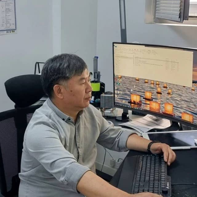 Ли Виктор Павлович